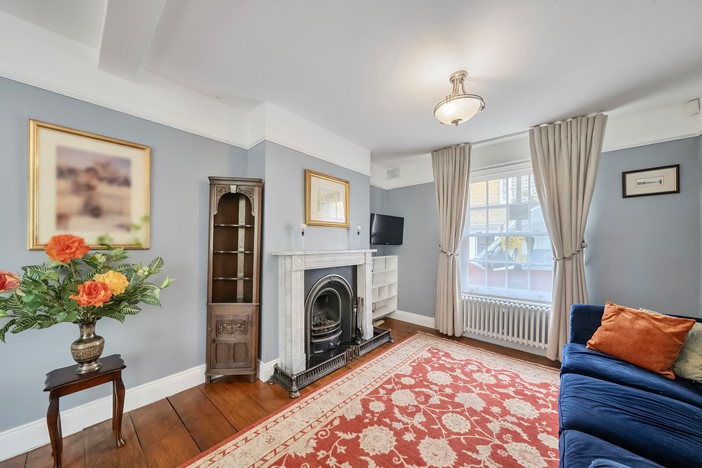 Property photo 1 of 20