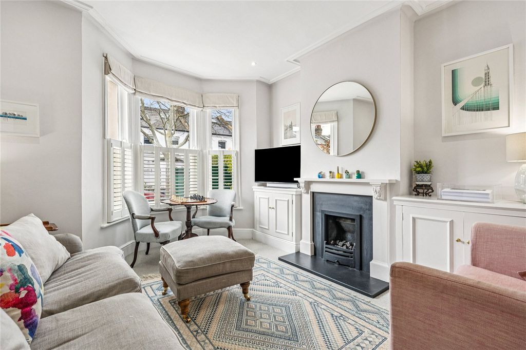 Property photo 2 of 8 Picture No. 01