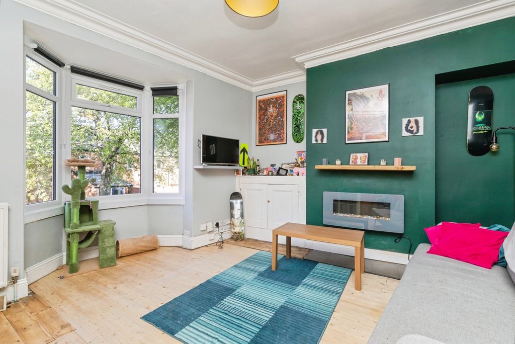 Property photo 2 of 22 Pbox-Img.Jpg