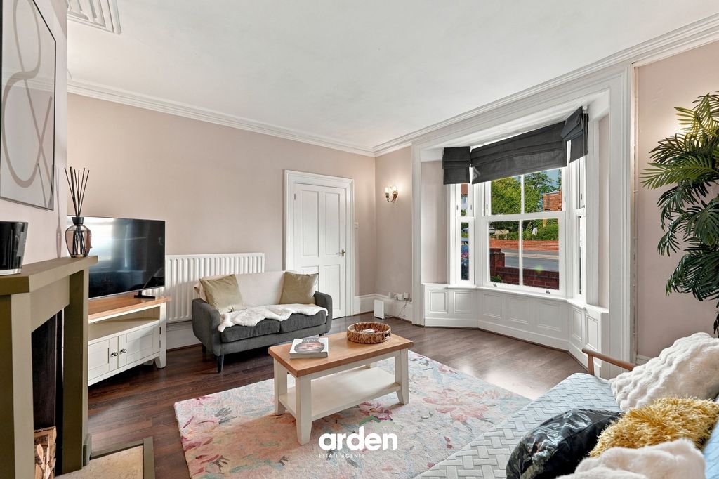 Property photo 3 of 16