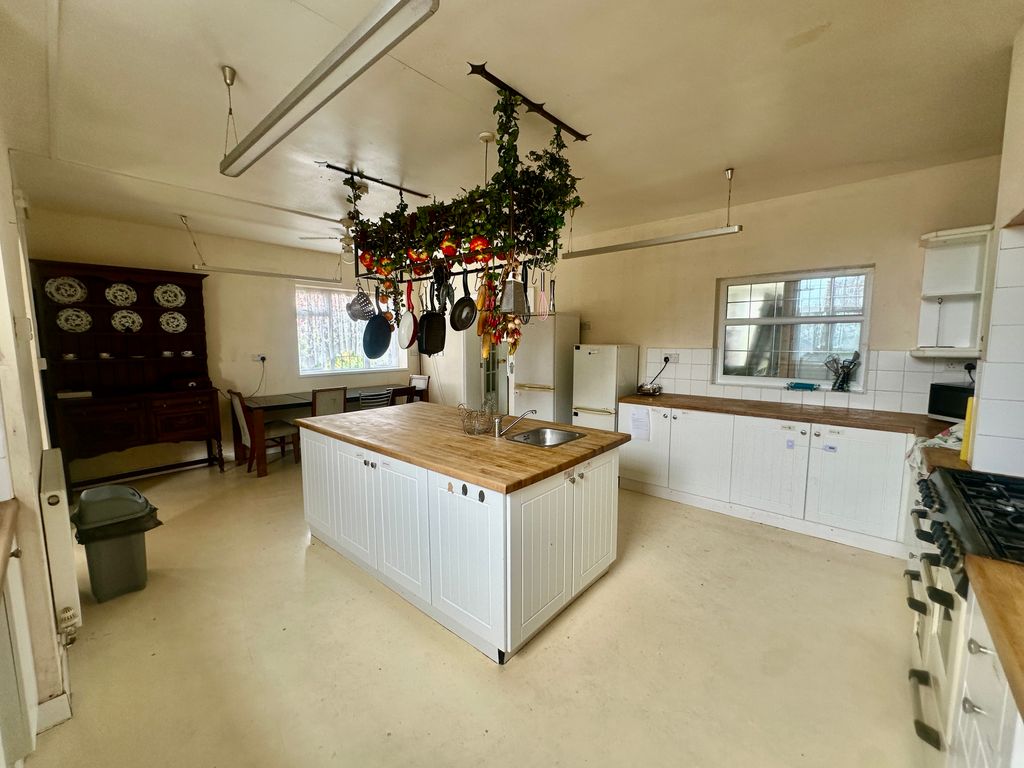 Property photo 2 of 13 Kitchen
