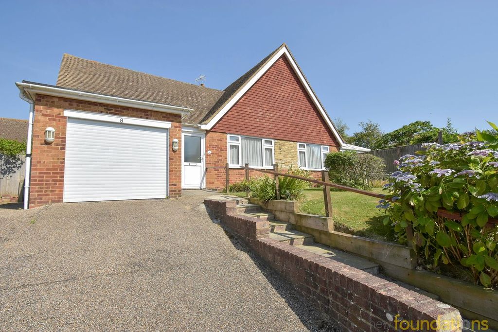 Property photo 1 of 21