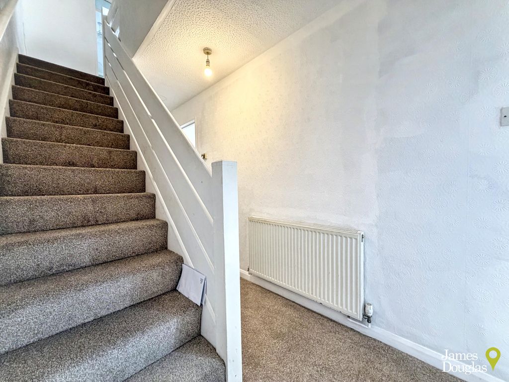 Property photo 3 of 20 Eh1