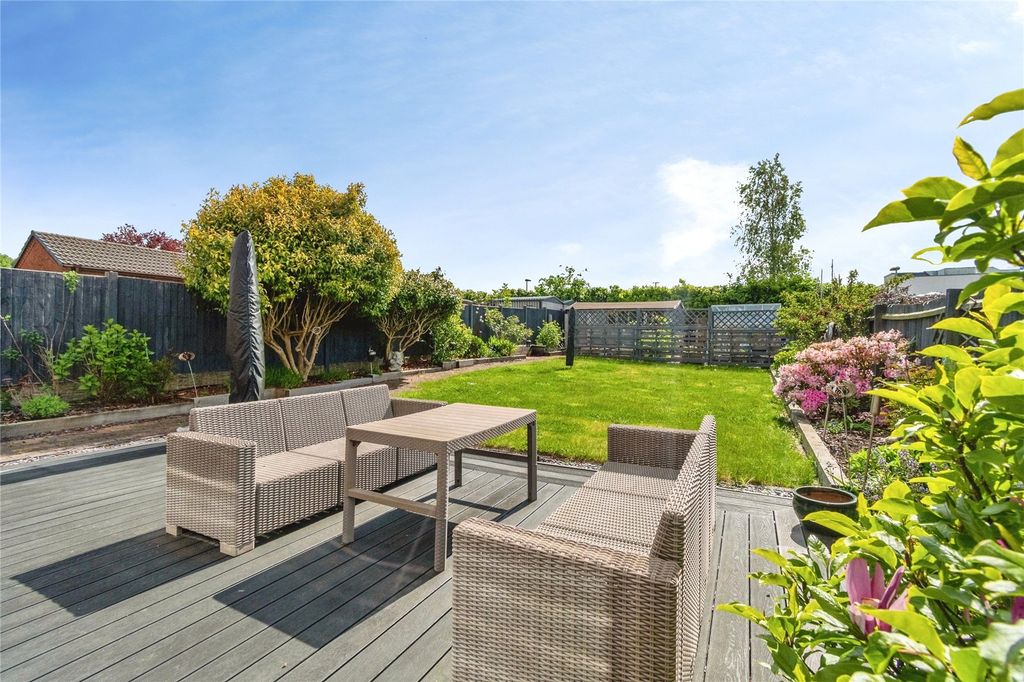 Property photo 1 of 17 Rear Garden