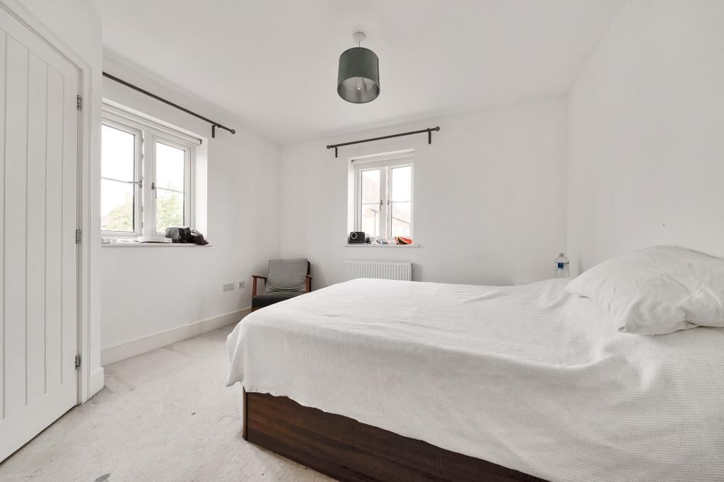 Property photo 2 of 20 Bedroom