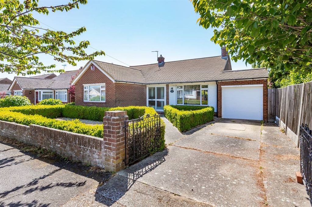 Property photo 1 of 21