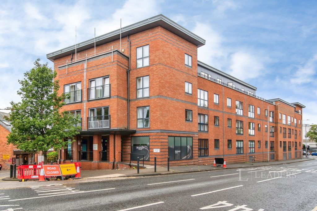 Property photo 1 of 11 Pbox-Img.Jpg