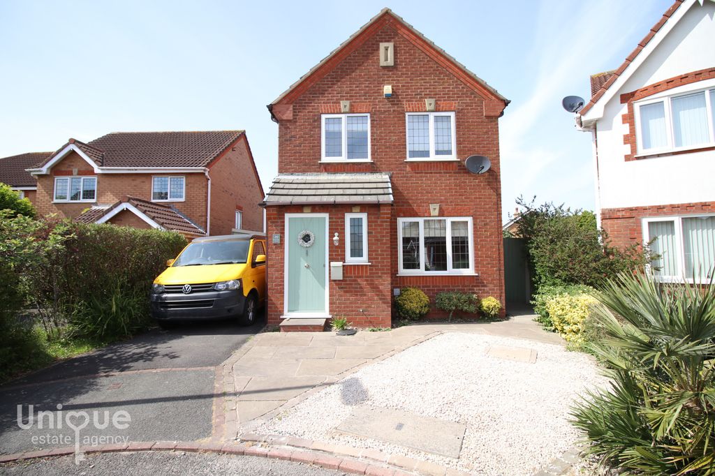 Property photo 1 of 34