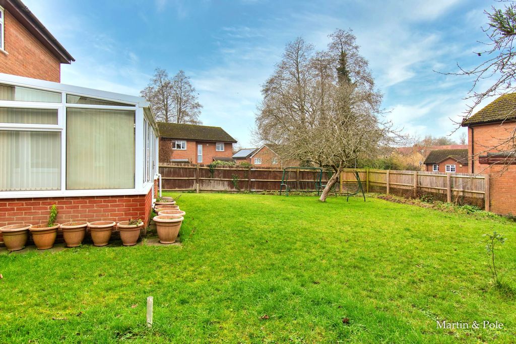 Property photo 2 of 16