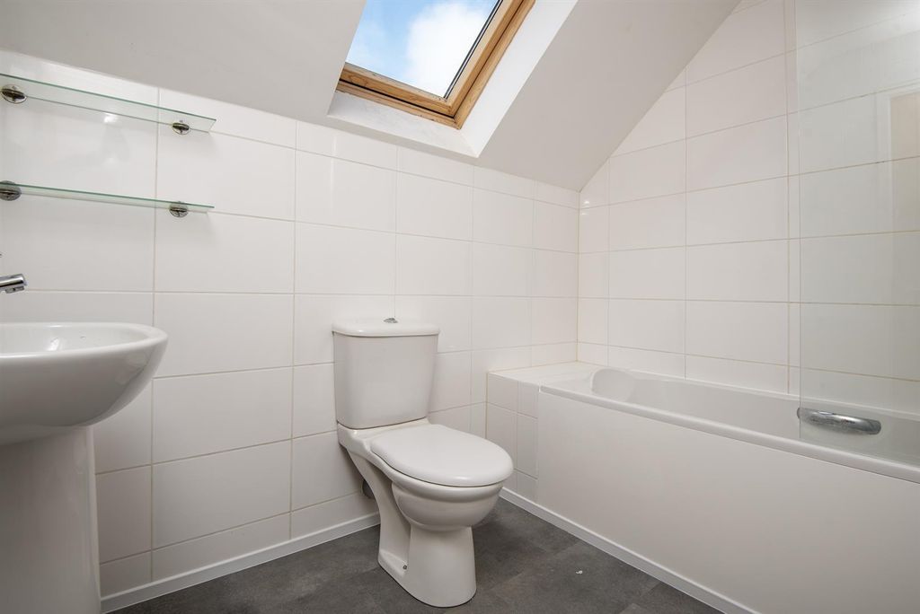 Additional image 15 of 4 bed detached house for saleBella Vista Gardens, Truro Hill, Penryn TR10