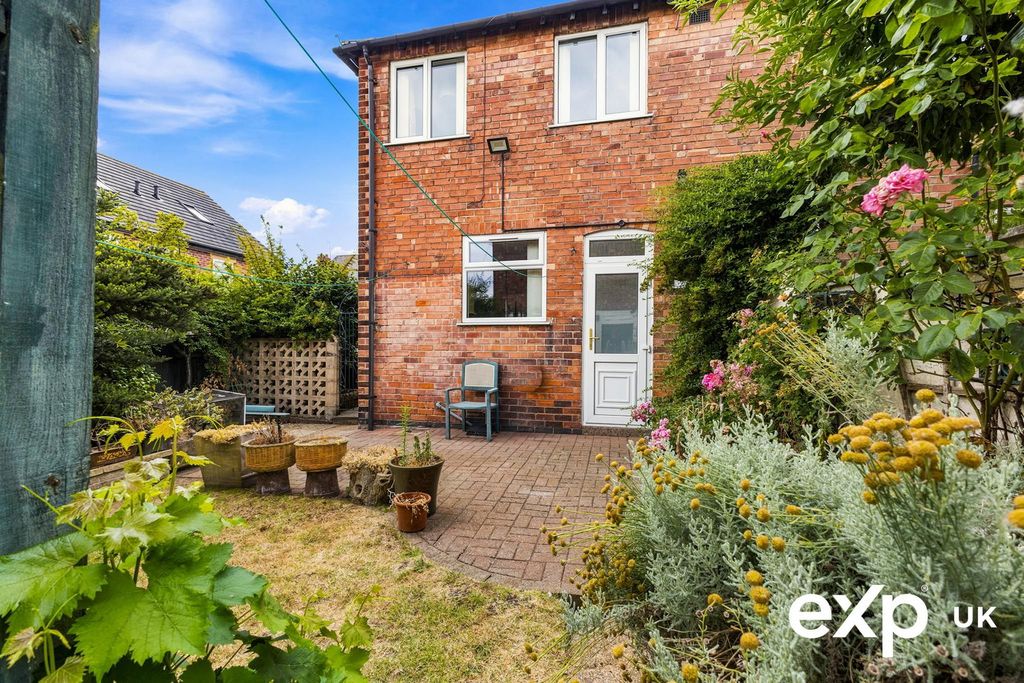 Property photo 2 of 22