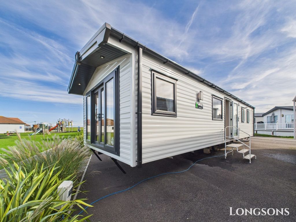 Property photo 1 of 18 Cam02173G0 Pr0275 Still041