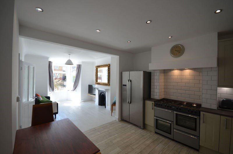 Property photo 2 of 5 Kitchen