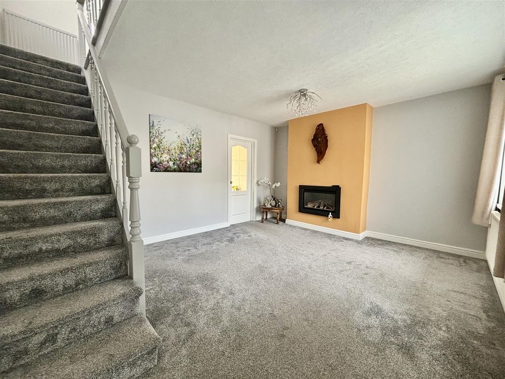 Property photo 2 of 15 Img_0695.Jpg
