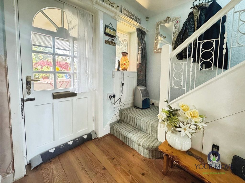 Property photo 2 of 15 Picture No. 29