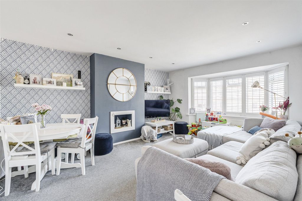 Property photo 3 of 18 Picture No. 14