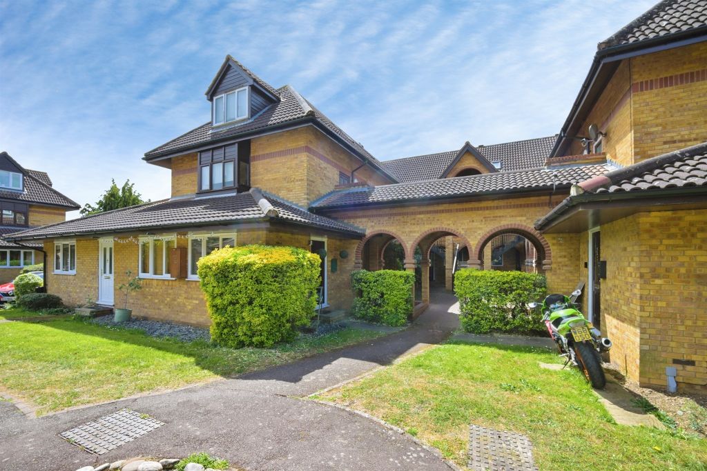 Property photo 2 of 13