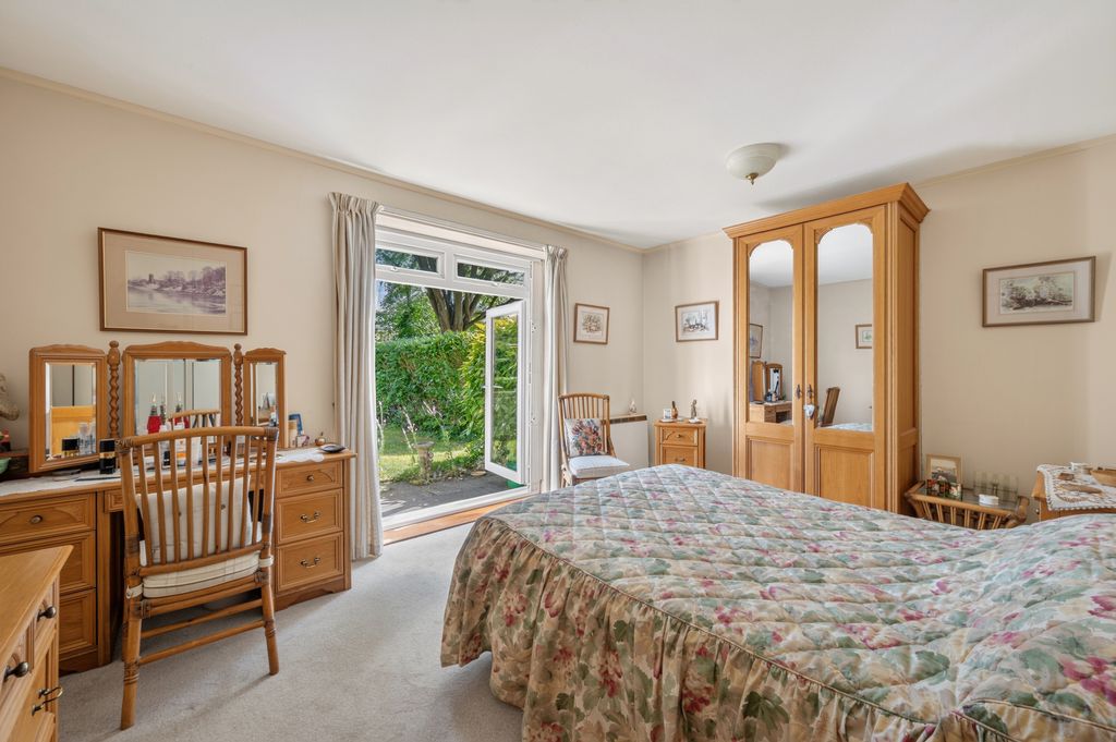 Property photo 2 of 11 Picture No. 05