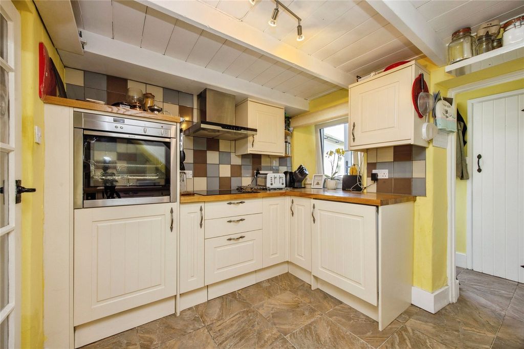 Property photo 3 of 18 Picture No. 08