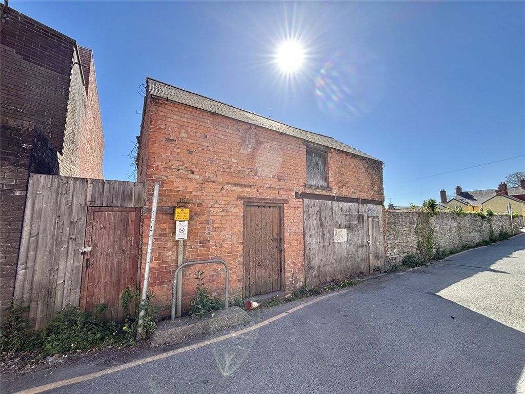 Property photo 1 of 2 Picture No. 02