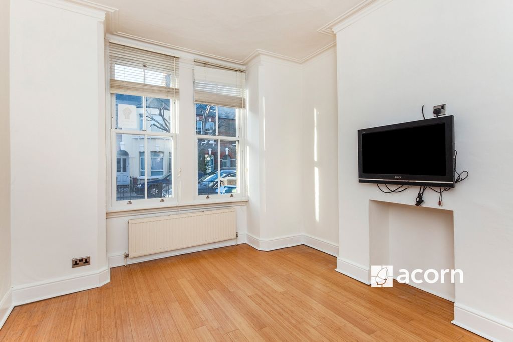 Property photo 2 of 10 B933Cedc-c0E7-F01...