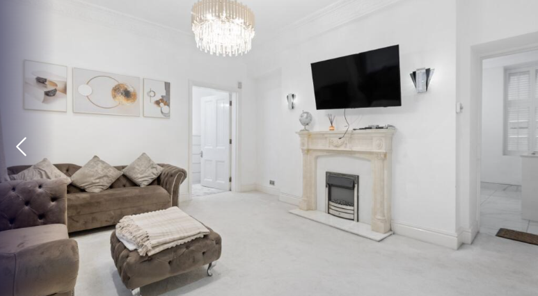 Property photo 3 of 11 De Vere - Living.Png