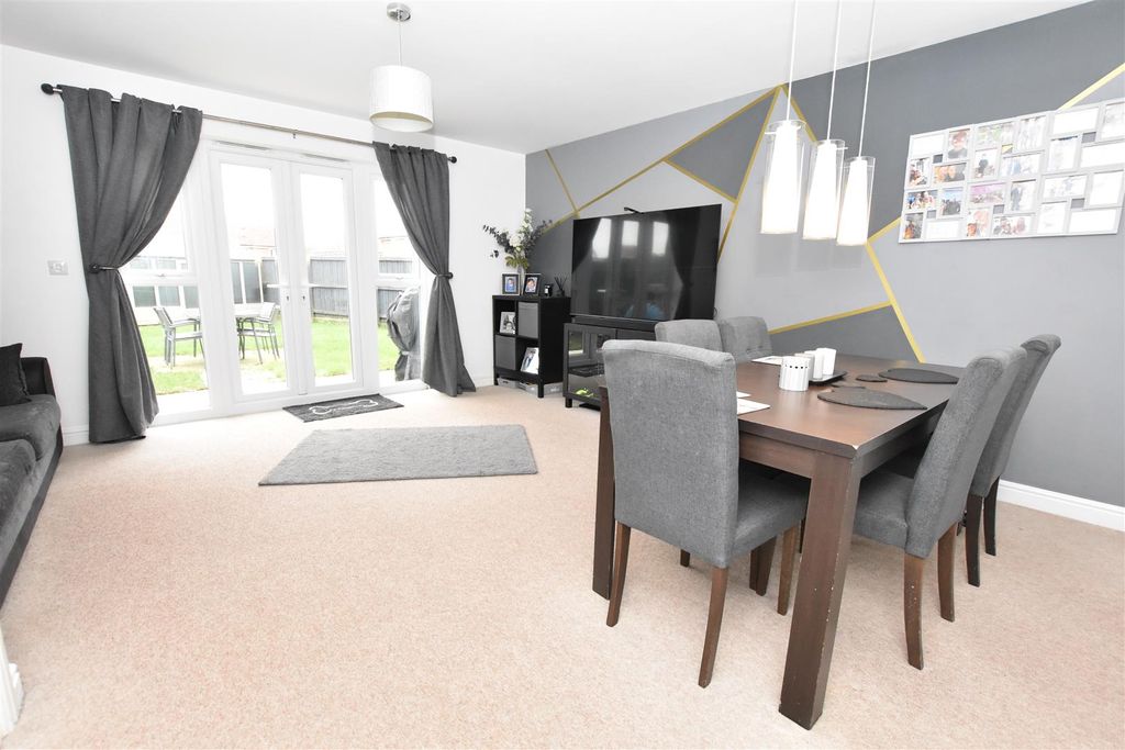 Property photo 3 of 15 Dsc_0012 - Copy (10).Jpg