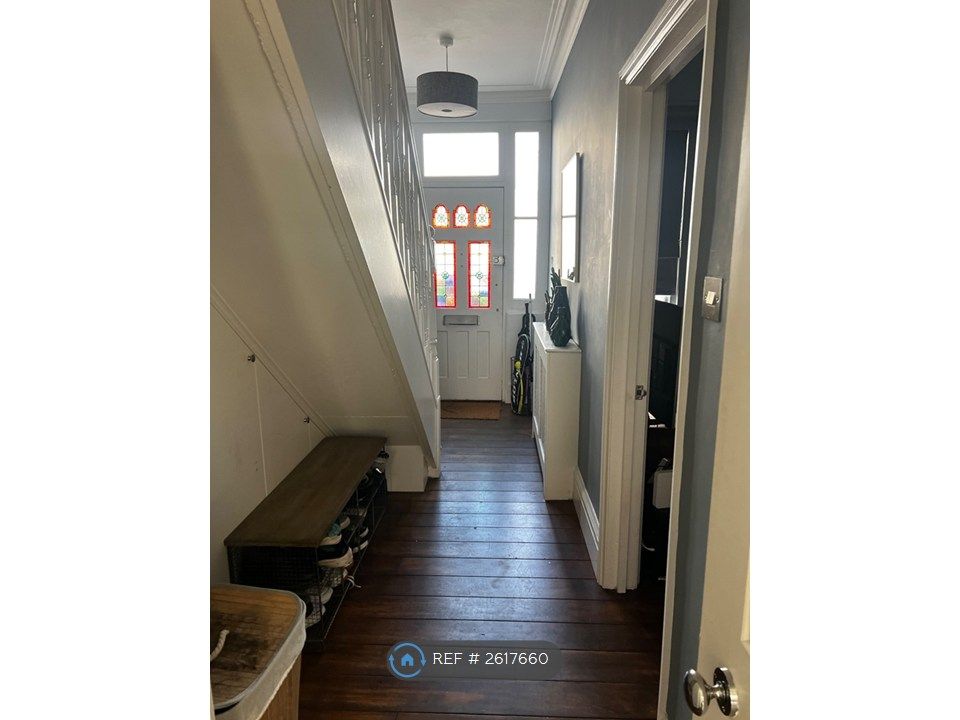 Property photo 2 of 31 Hall