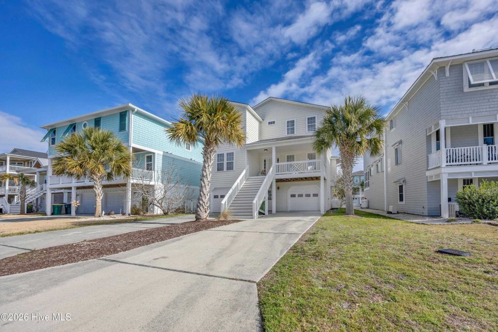Property photo 1 of 31