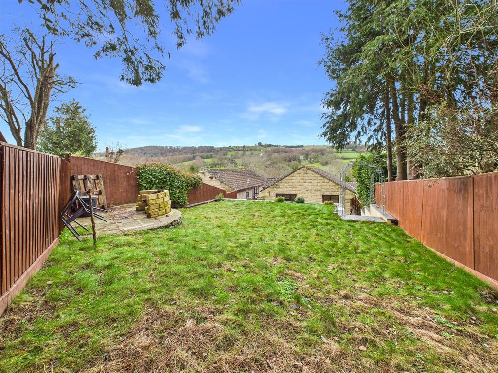 Property photo 1 of 17 Picture No. 11