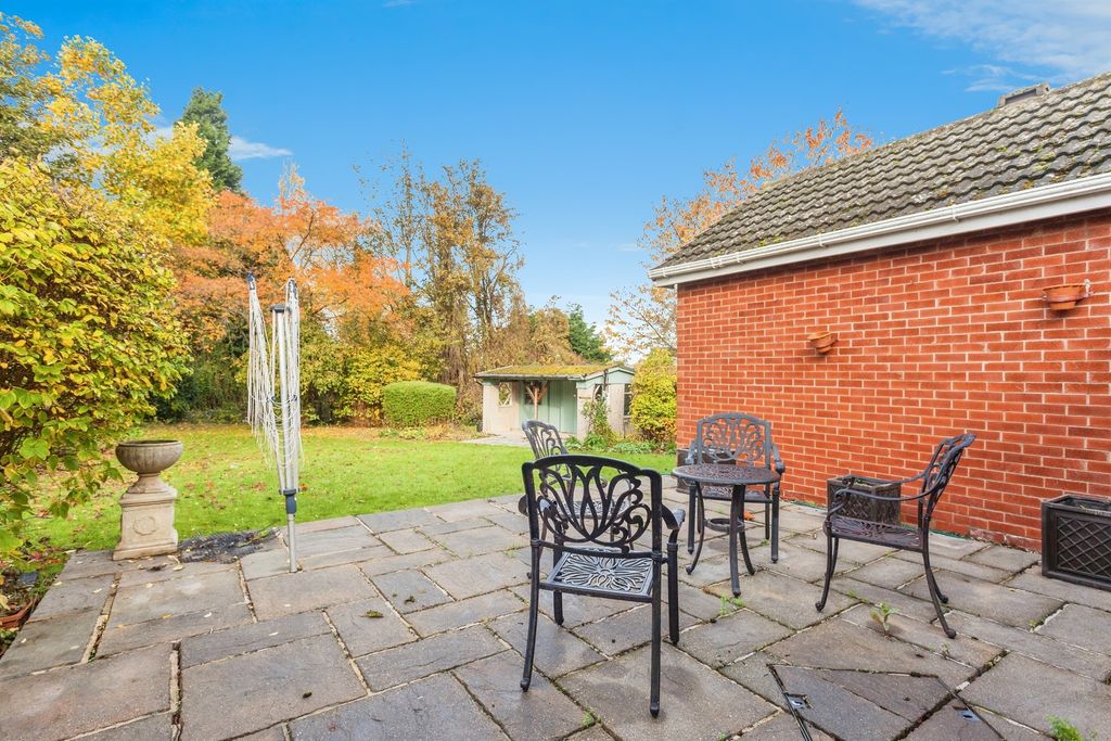 Property photo 3 of 17