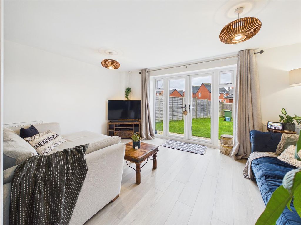 Property photo 3 of 24