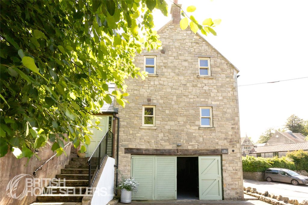 Property photo 1 of 39 Picture No. 85