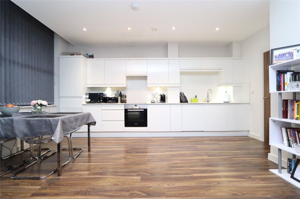 Property photo 3 of 12 Picture No. 08
