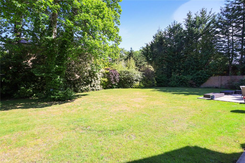 Property photo 3 of 19 Picture No. 27