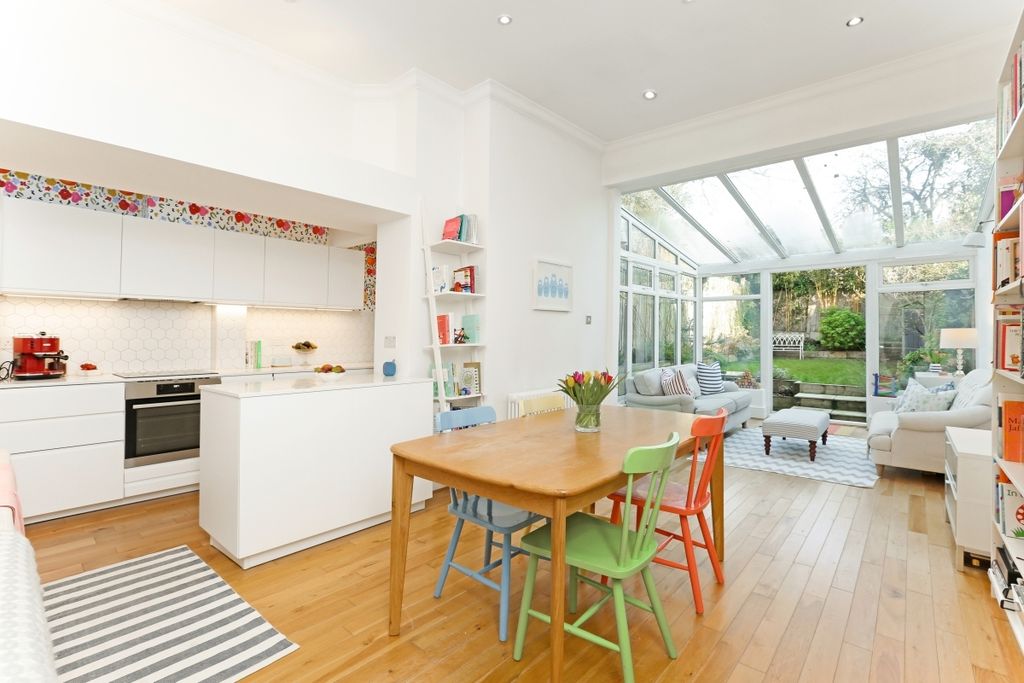 Property photo 1 of 10 Op