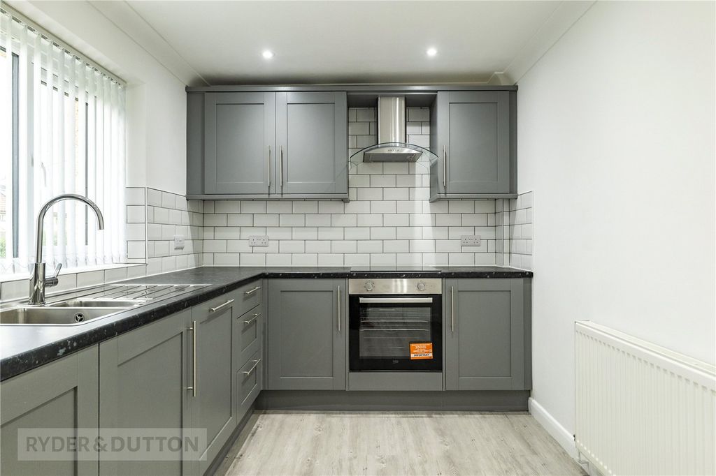 Property photo 2 of 17 Kitchen Diner