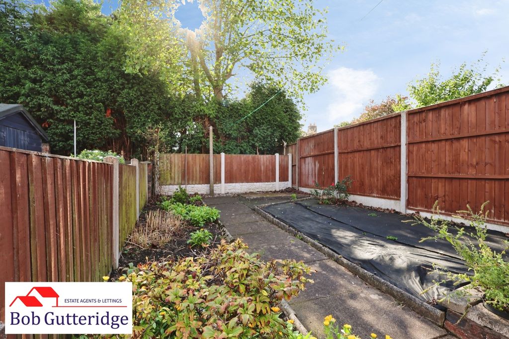Property photo 2 of 16 Rear Garden
