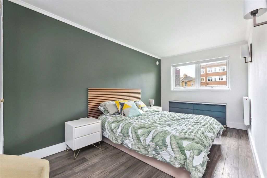 Property photo 2 of 12 Picture No. 01