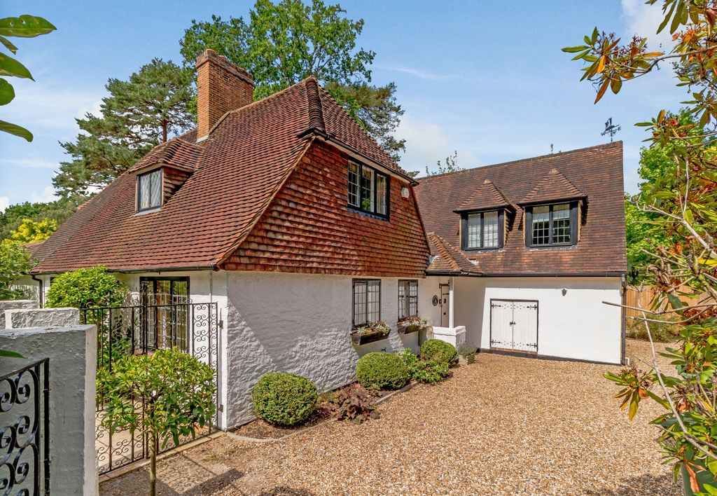 Property photo 1 of 17 9