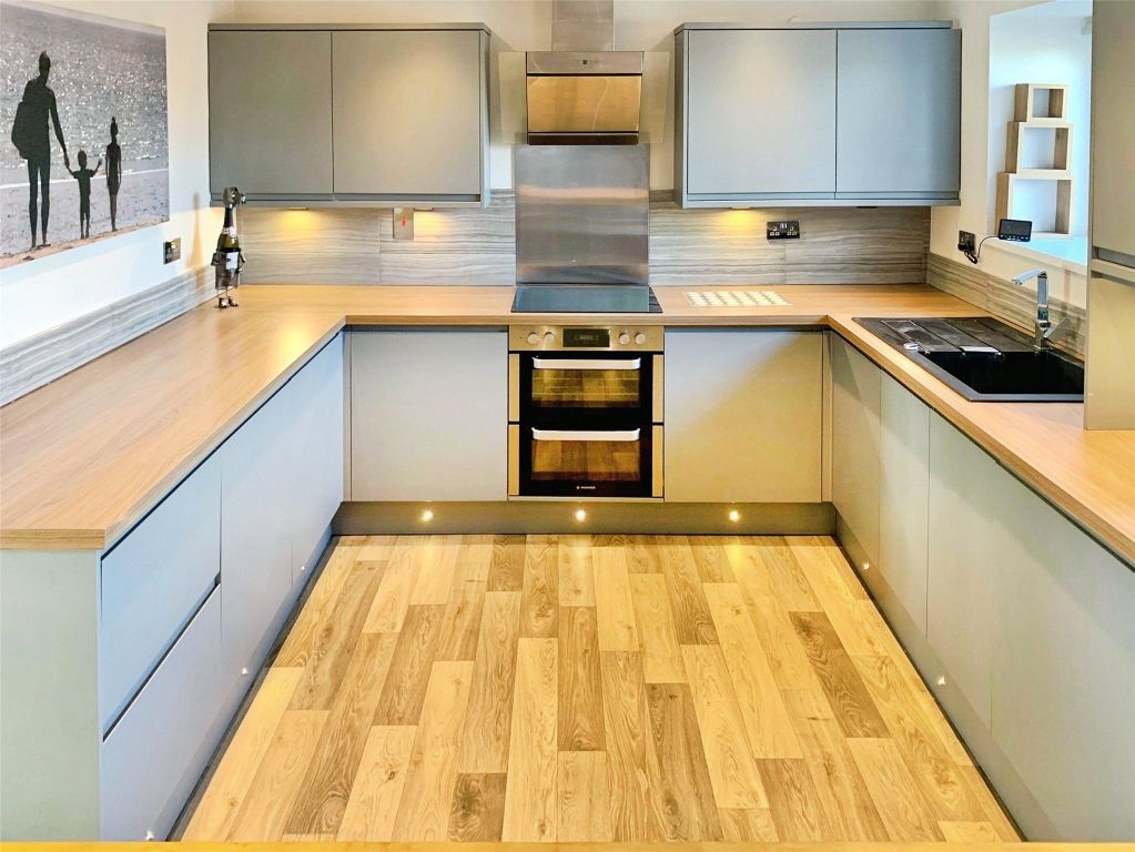 Property photo 3 of 20 Picture No. 13