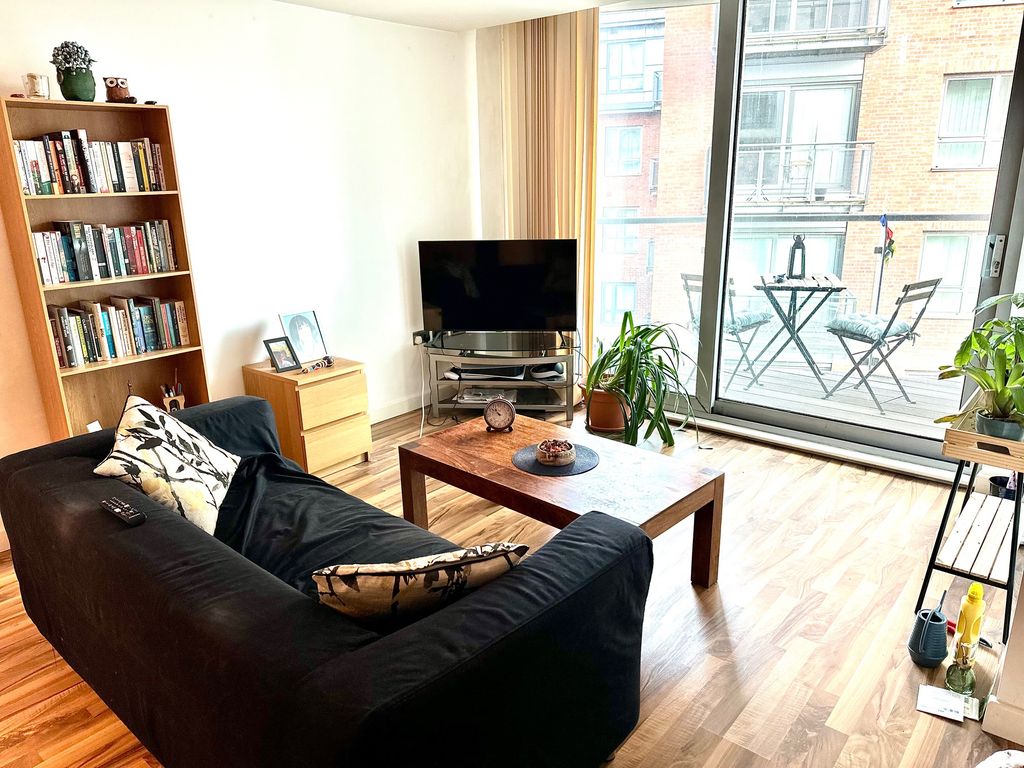 Property photo 2 of 12