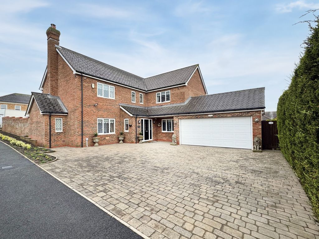 Property photo 1 of 49