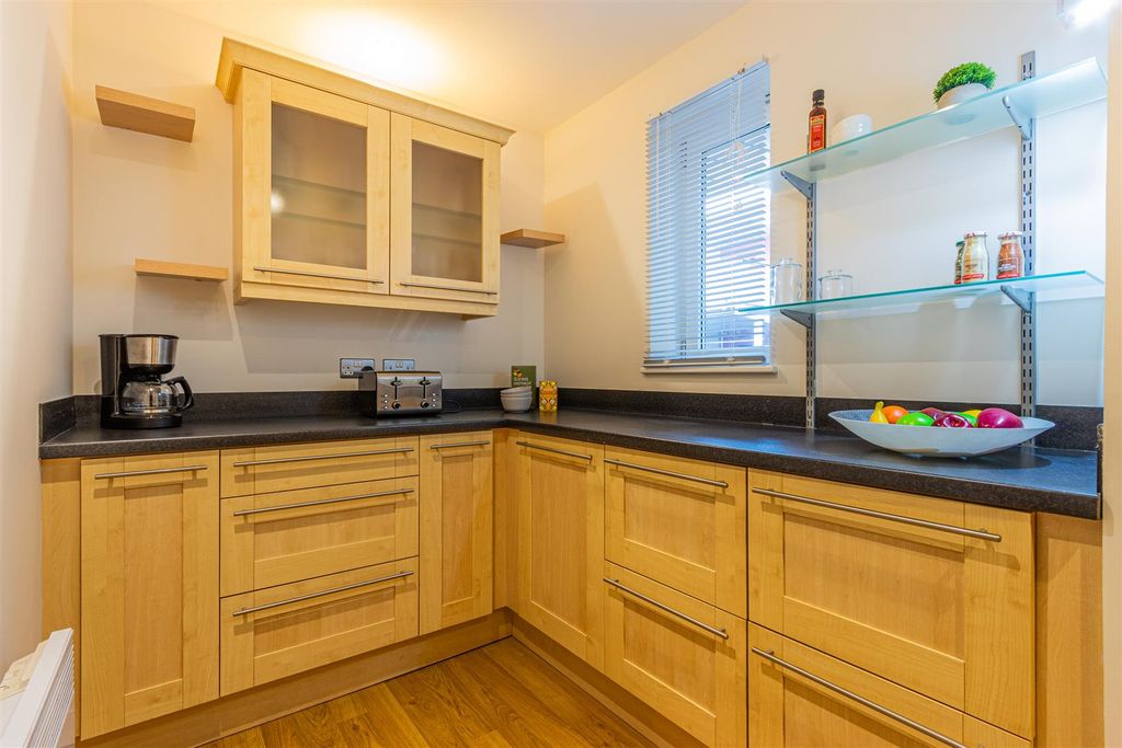 Additional image 7 of 3 bed flat for saleGreyfriars Road, Cardiff, City Centre CF10