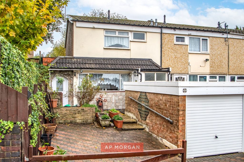 Property photo 1 of 12 Picture No. 04