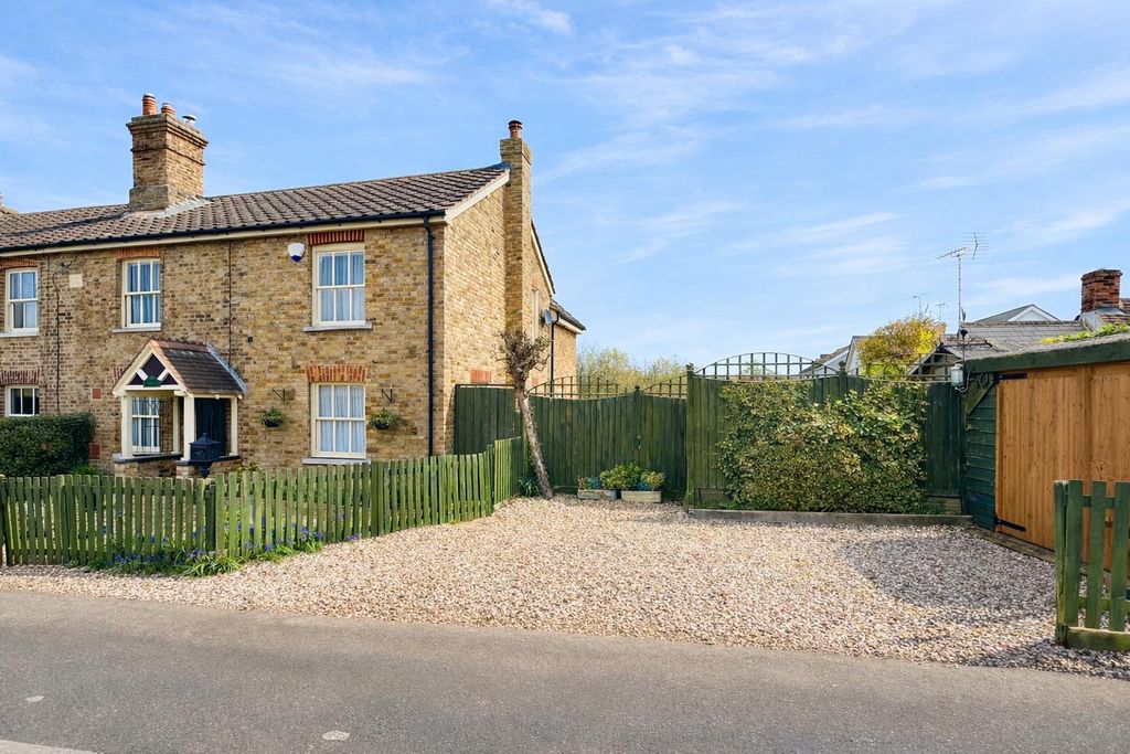 Property photo 1 of 39 Fcf7428C-2498-4692-9A9C-3De7D0F0A41D.Png