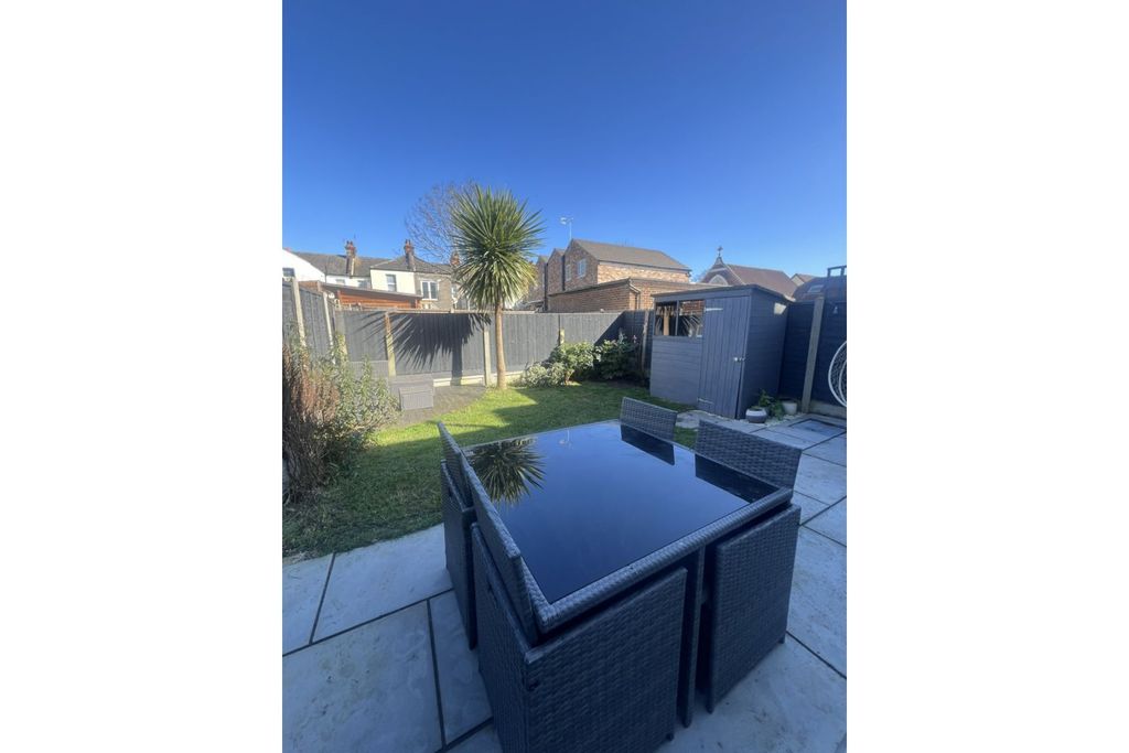Property photo 2 of 15