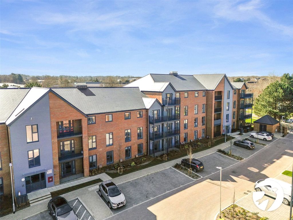 Property photo 1 of 15 External