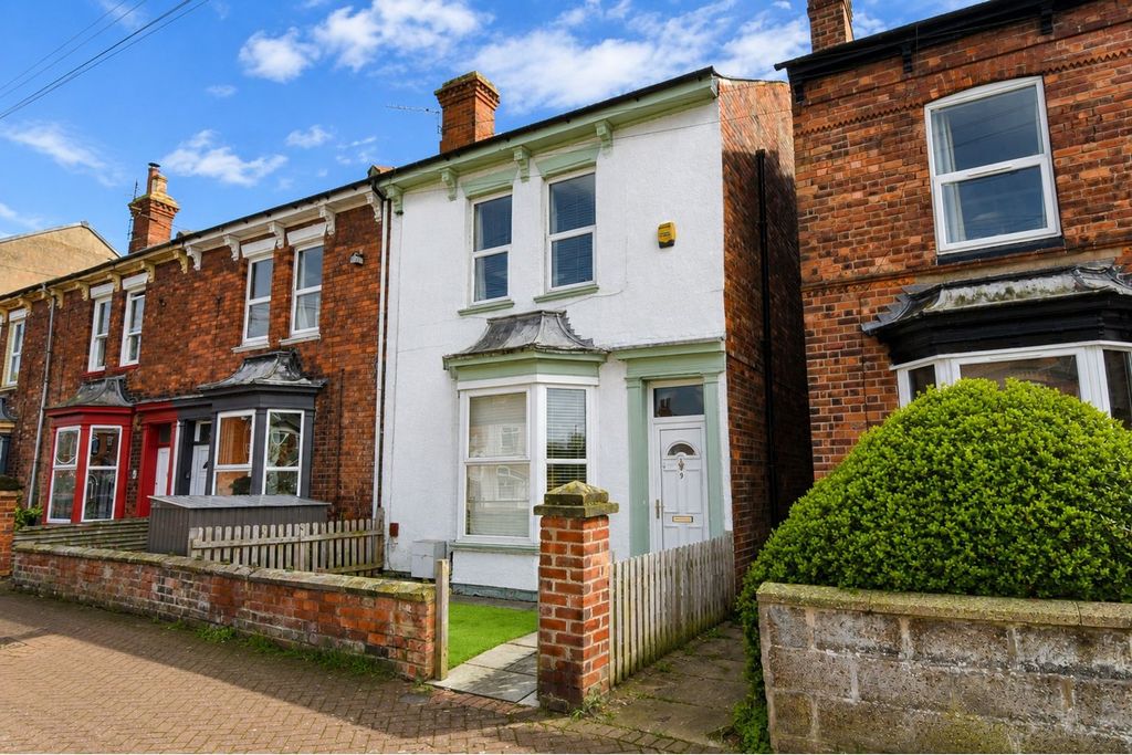 Property photo 2 of 15