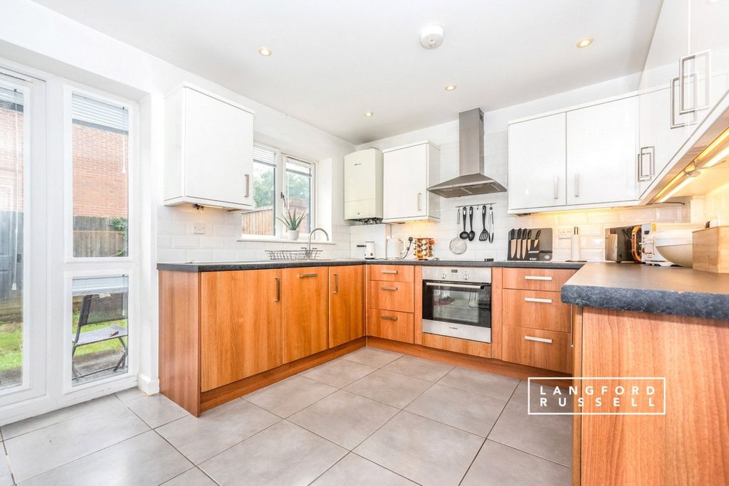 Property photo 2 of 10 Picture No. 02